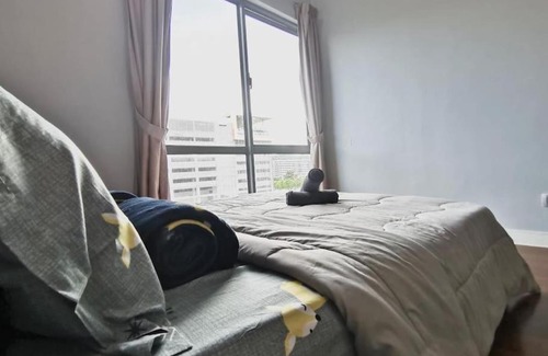 Downtown Kota Kinabalu Apartment | Cozy Homestay THE LOFT IMAGO Spacious Room by WJ Homestay