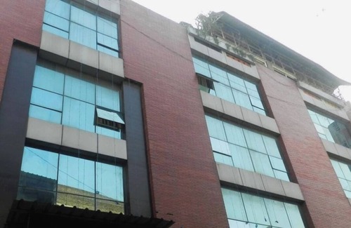 New Delhi House | Cozy hotel Shree Sai Dham in charming Delhi with AC, WiFi