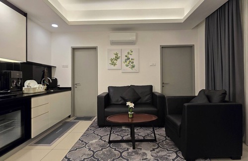 Genting Highlands Apartment | Cozy hotel suite in marvelous Genting Highlands with mountain view, WiFi