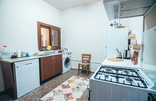Yenisehir Apartment | Cozy House (2+1 Apartment in Nicosia)
