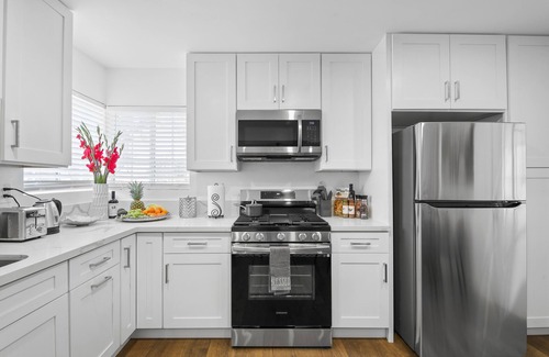 Eastside House | Cozy house 5 mins to the Beach close to Disneyland