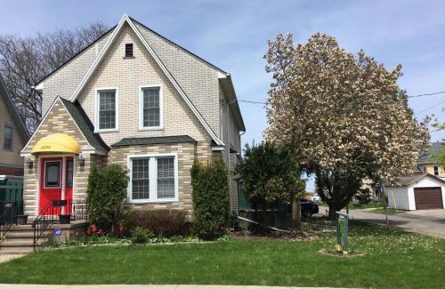 Niagara Falls Bed & Breakfast | Cozy House B&B