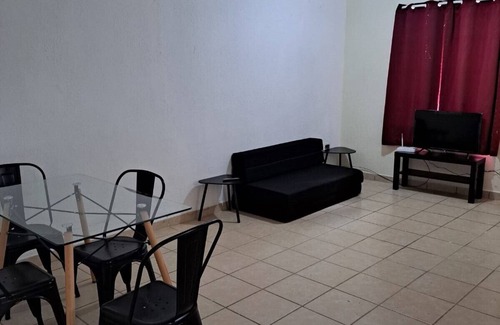 Culiacan House | Cozy House in a Quiet Area. Fast Connection to the City Center