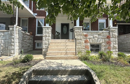 Baltimore House | Cozy house in charming Baltimore with WiFi, AC