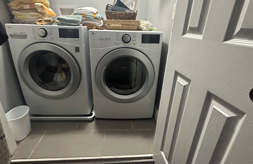 Baltimore House | Cozy house in charming Baltimore with WiFi, AC