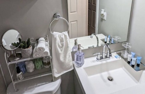 West Price Hill House | Cozy house in Cincinnati, minutes to downtown
