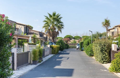 Portiragnes-Plage House | Cozy House in Les Tamaris Domain