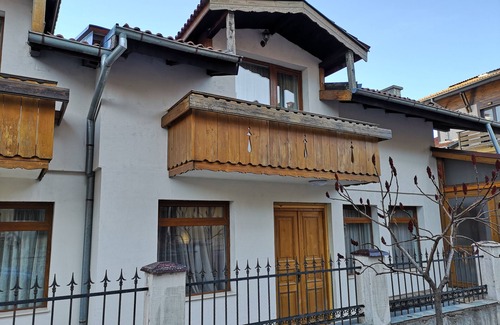 Kvartal Noviya Grad House | Cozy house near the gondola in Bansko.