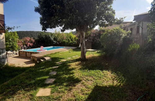 Biot House | Cozy house - peaceful setting, with a terrace, close to golf courses and beaches