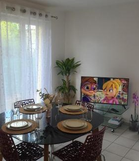 Juncasse - Argoulets Apartment | Cozy house two free parking spaces