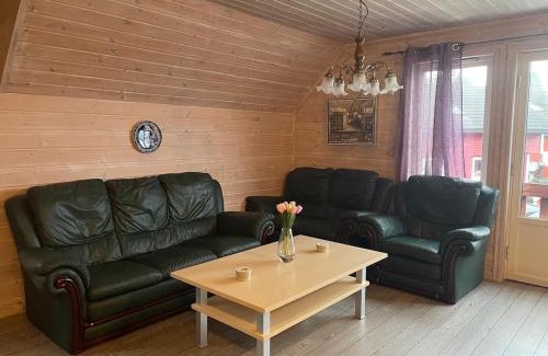 Rolvsnes House | cozy house with boat dock, sauna - FJORDTID