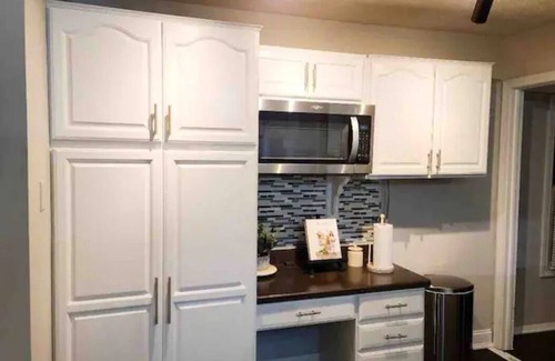 Warren House | Cozy, Howland Home Next to the Grand Resort