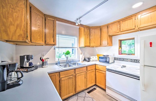 Ishpeming House | Cozy Ishpeming Cottage w/Lake & Park Views!