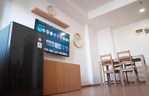 Bandung Kulon Apartment | Cozy Japanese Muji Style 2Bedroom up to 7 people