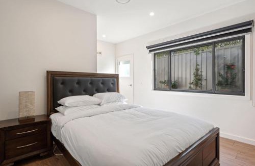 Kambah House | Cozy Kambah 1 Bedroom Near Shops & Parks