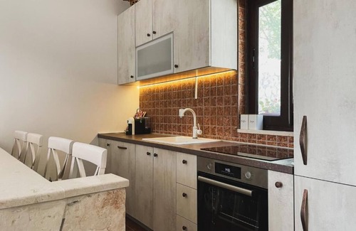 Karuc House | Cozy Karuc Home