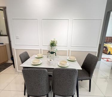 Taman P Ramlee Apartment | Cozy kenwingston platz kl 2-5pax 2BR&2BR Klcc view free paikin wifi1907