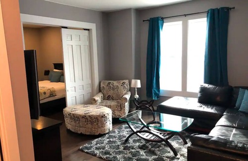 Sarnia Apartment | Cozy King Suite in the Heart of Sarnia