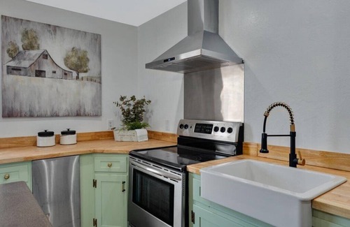 Orchard North House | Cozy King Suite | Private Bath & Free Waffles!