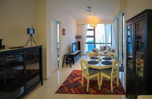 Bukit Bintang Apartment | Cozy KL-Tower View Suite "MELINA"@The Robertson