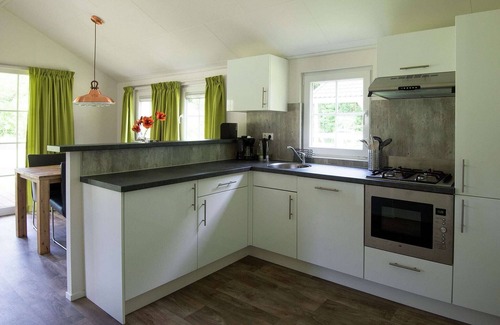 Winterswijk - Brinkheurne House | Cozy lodge with a dishwasher in the Achterhoek