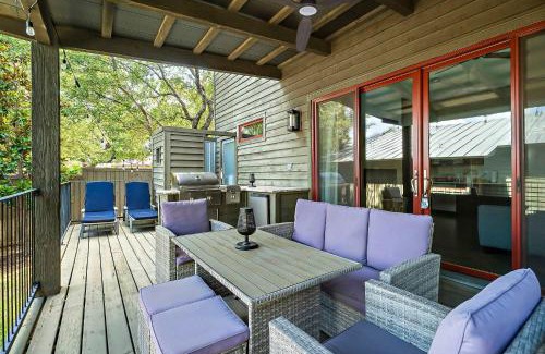 Spicewood House | Cozy Lake Cabin - 1BR Pickleball BBQ & Firepit