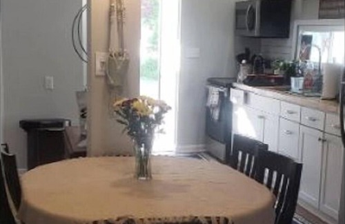 Russells Point Cottage | Cozy Lake Cottage, in the heart of Indian Lake