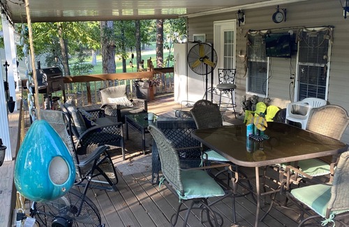 Morris House | Cozy Lake Eufaula House seconds from White Oak