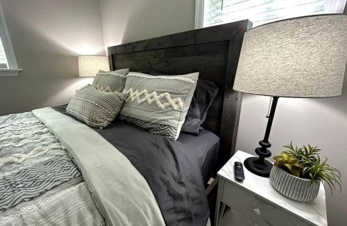 Thomson House | Cozy Lake Home at Raysville