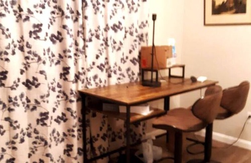 Croton-on-Hudson House | Cozy Lake House just an hour from NYC!