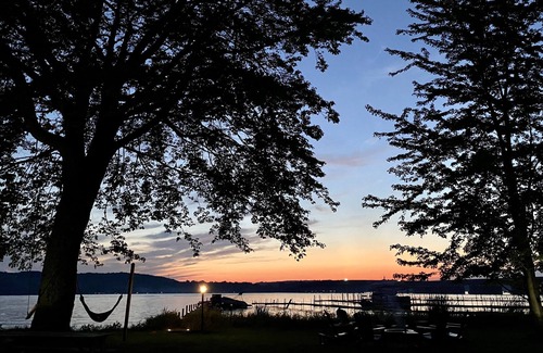 Bemus Point Cabin | Cozy lakefront cabin near Bemus Point, Lake Chautauqua