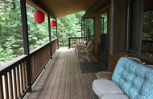 Readfield House | Cozy Lakefront Cottage on Beautiful Maranacook Lake, available starting 6/24/17