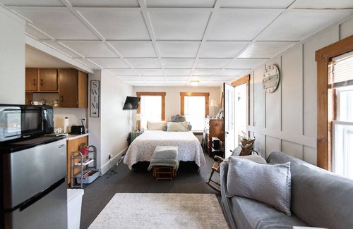 Windham Condo | Cozy Lakeside Studio w/Private Swimming Area