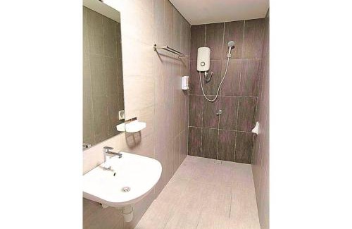 Subang Jaya Apartment | Cozy Lakeview Bliss, Peaceful Retreat #LE1