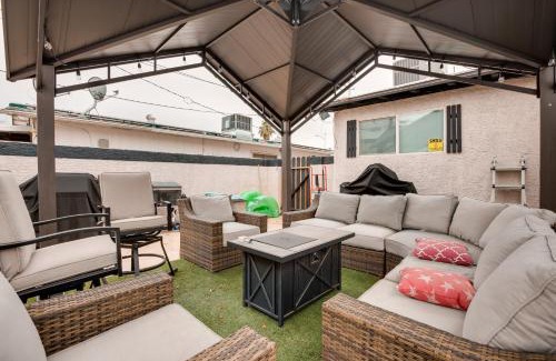 Richfield House | Cozy Las Vegas Casita about 3 Mi to Vegas Strip!