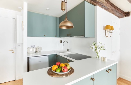 Arts-et-Metiers Apartment | Cozy Le Marais Studio Near Centre Pompidou