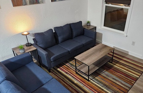 Texarkana House | Cozy Little Blue House 3-bedrooms in Texarkana