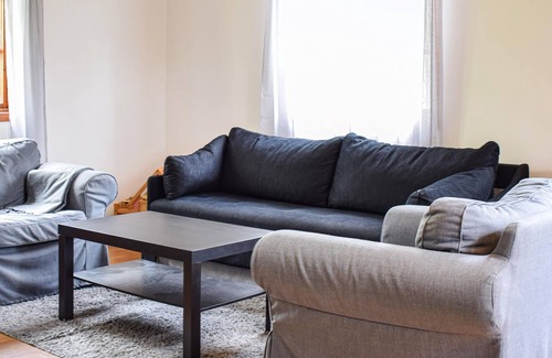 Morlunda House | Cozy little cottage with fantastic lake view.