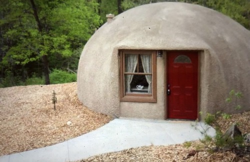 Slater Cottage | Cozy little Dome home in Greenville SC