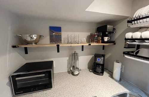 Littleton House | Cozy Littleton, your home away from home.