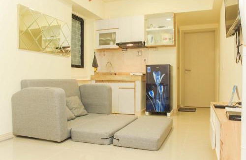 Cikarang Apartment | Cozy Living and Tidy 1BR Meikarta Apartment By Travelio