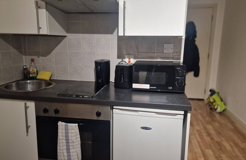 Camberwell Apartment | Cozy Living Studio at Camberwell, Zone 2