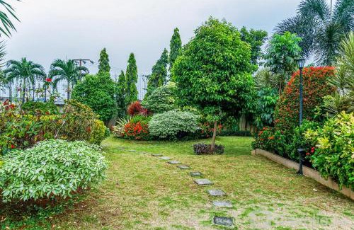 Depok Apartment | Cozy Living Studio Room at Margonda Residence 3 Apartment By Travelio