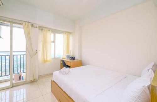 Depok Apartment | Cozy Living Studio Room at Margonda Residence 3 Apartment By Travelio
