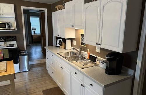 Hudson House | Cozy Lodge Theme Home in Beautiful Hudson, WI