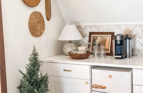 Bellefonte Apartment | Cozy loft space with style & comfort all its own, shared pool in summer.
