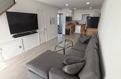 Midtown Ocean City Condo | Cozy Loft Style Condo Overlooking Canal
