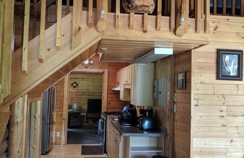 Sterling Cabin | Cozy Log Cabin In The Woods - Friends And Families Welcome!