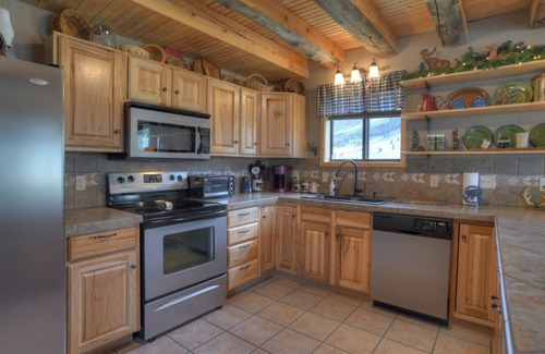 Creede House | Cozy Log Cabin - Mountain Views - ATV's Welcome Near Creede