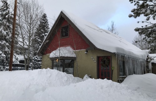 Crested Butte Cabin | Cozy Miner's Cabin, Downtown Crested Butte